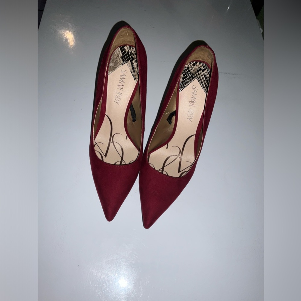 Sam & libby maroon, suede heels, size 9